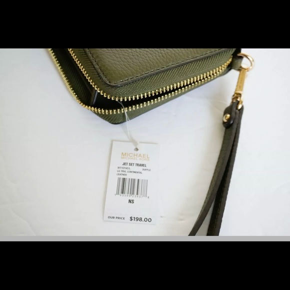 Michael Kors Jet Set Travel Continental - Picture 7 of 8